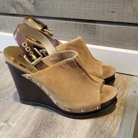 MICHAEL Michael Kors - Tan Wooden Heel Wedge Size 9.5 - Picture 1 of 13